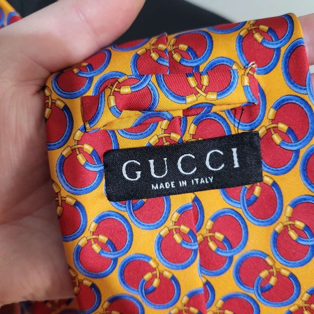 Gucci Red Geometric Pattern Tie - Picture 11 of 13
